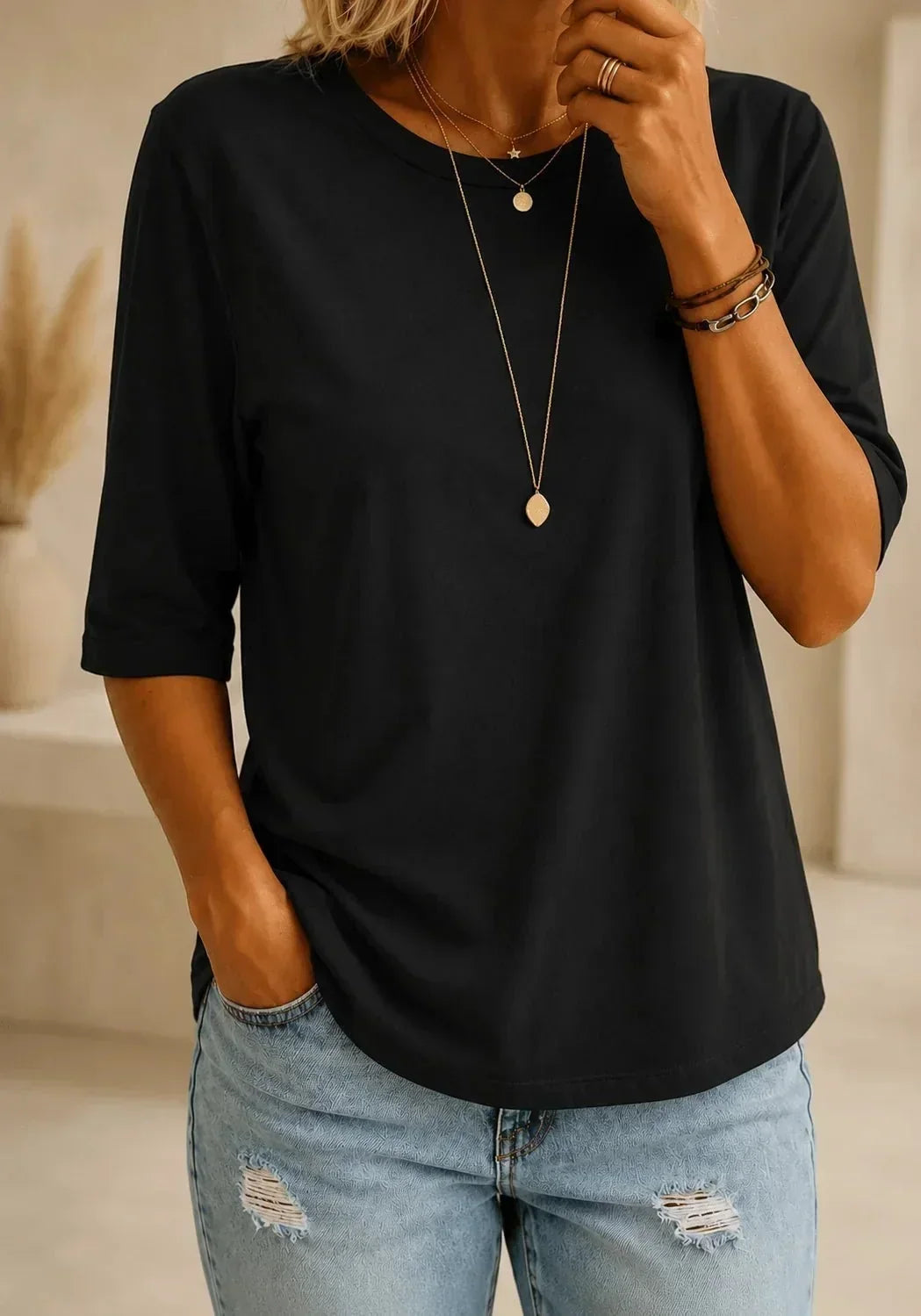 Noelle™ | T-shirt Essencial de Gola Redonda