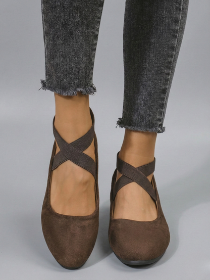 Madeleine™ | Sapatos de Cunha Fechados e Confortáveis