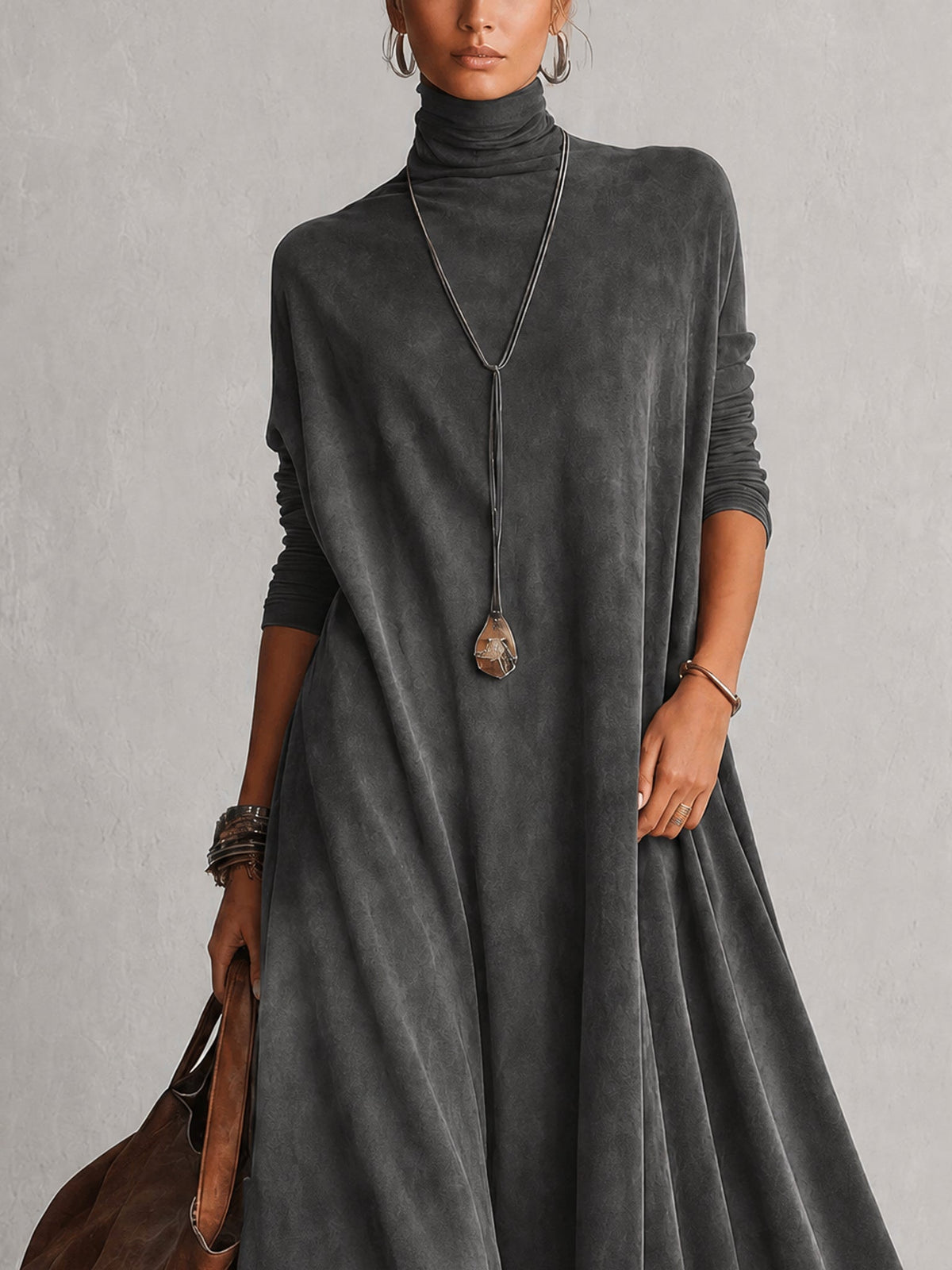 Brunella™ | Vestido Comprido Efeito Camurça com Bainha de Renda