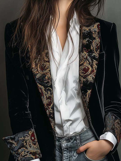 Théodora™ | Blazer preto para mulher de corte justo com lapelas e estampado barroco