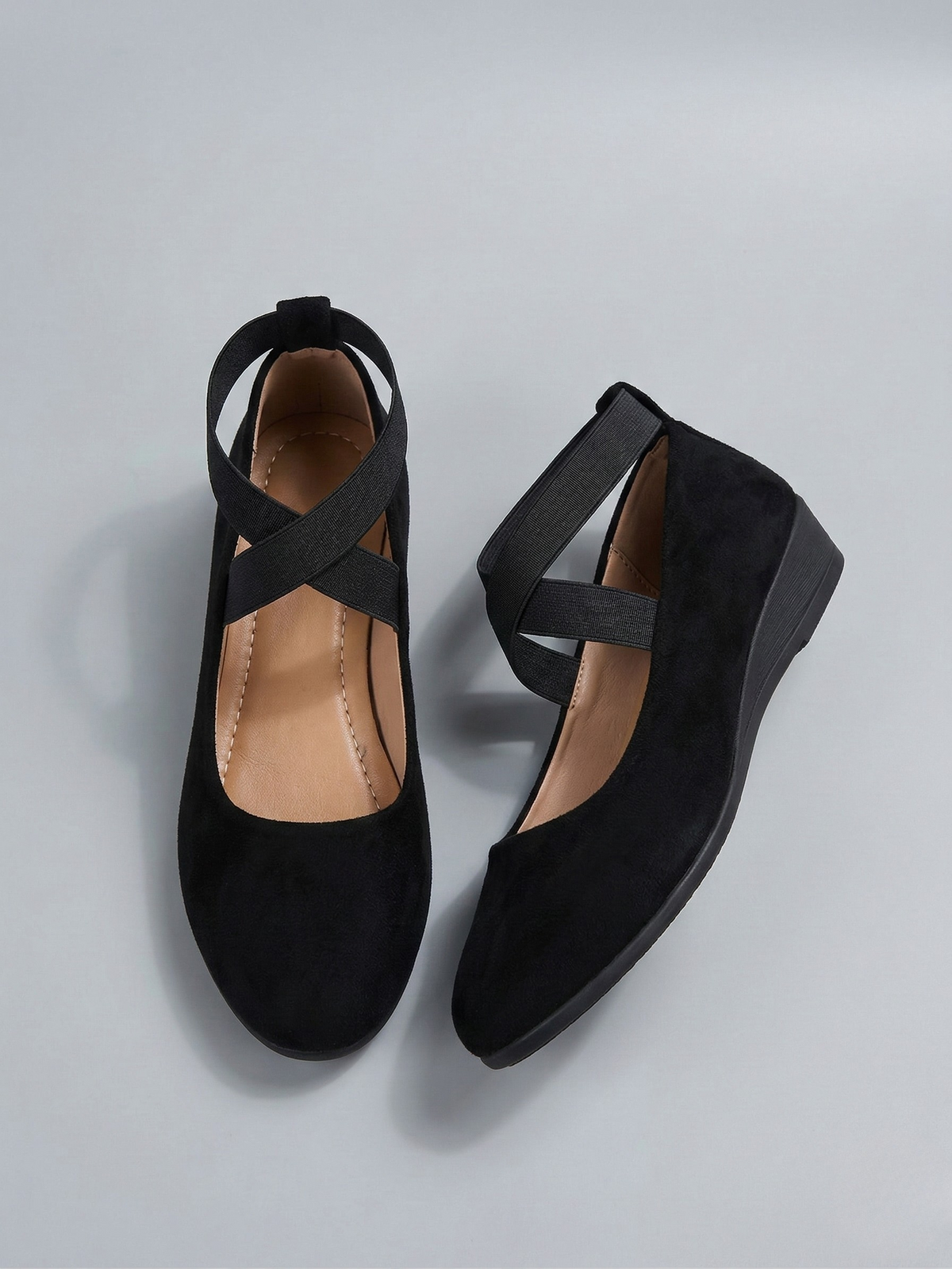 Madeleine™ | Sapatos de Cunha Fechados e Confortáveis