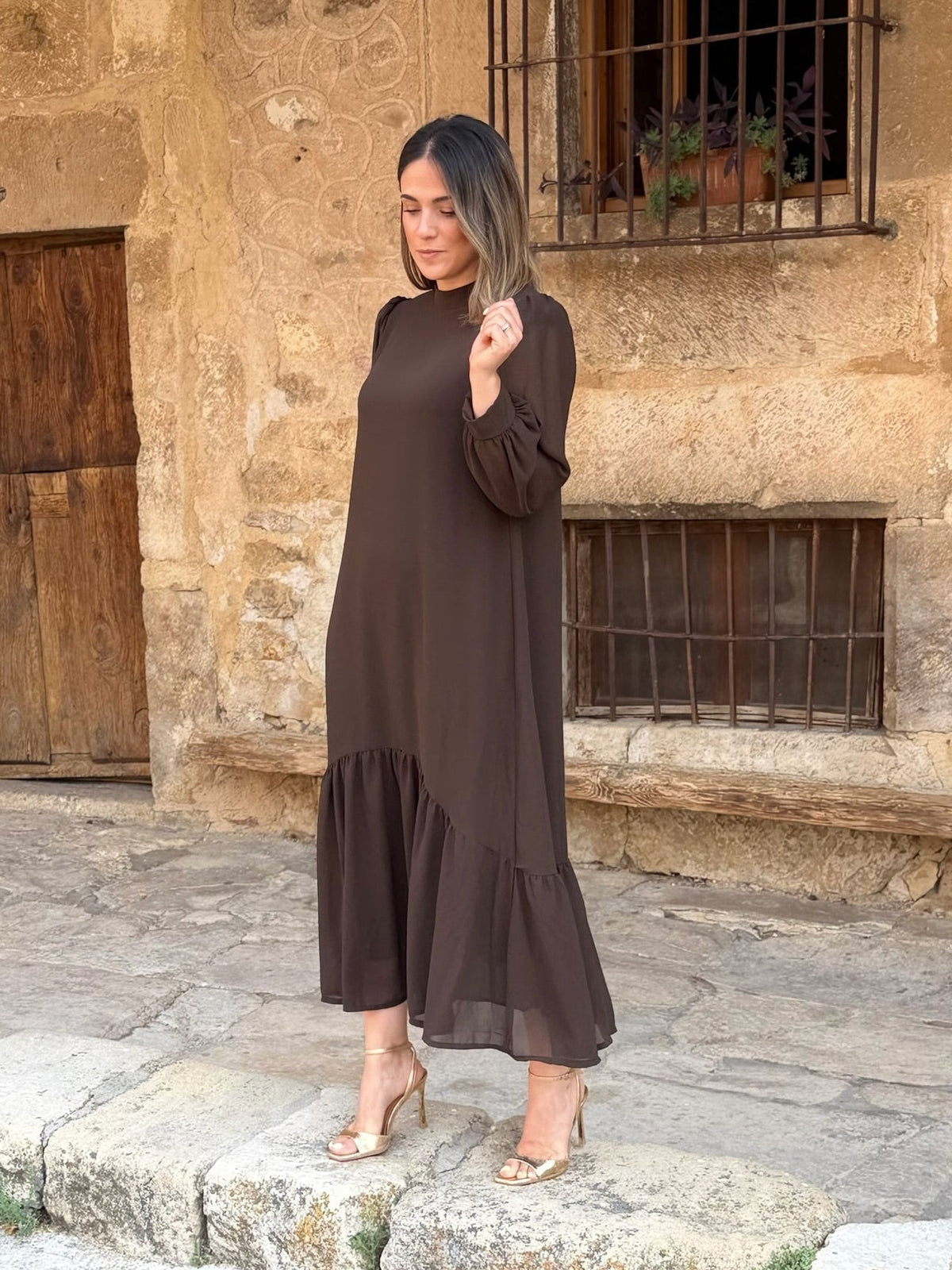 Oriane™ | Vestido em musselina lisa castanha