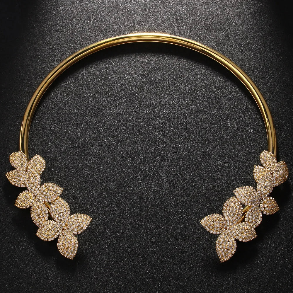 Capucine™ | Colar Elegante Flor em Cristal
