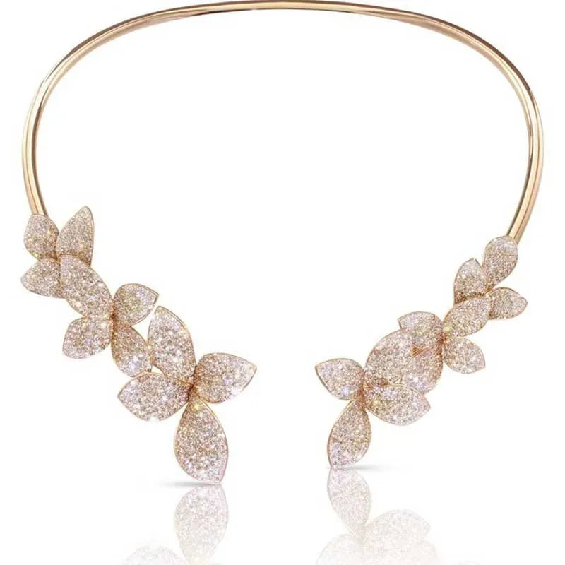 Capucine™ | Colar Elegante Flor em Cristal