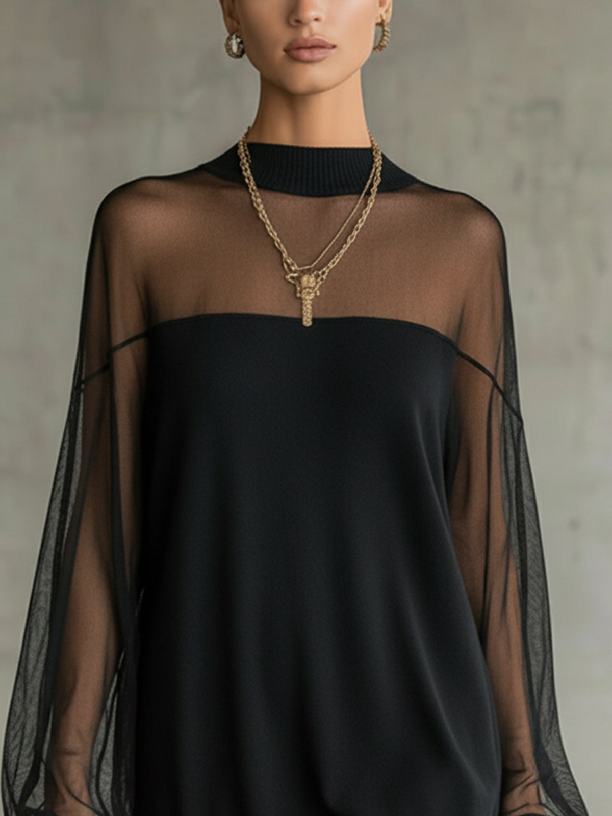 Amelie™ | Vestido curto preto elegante com mangas em rede