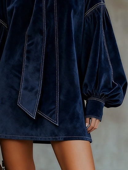Agata™ | Vestido Curto de Veludo com Laço e Mangas Balão