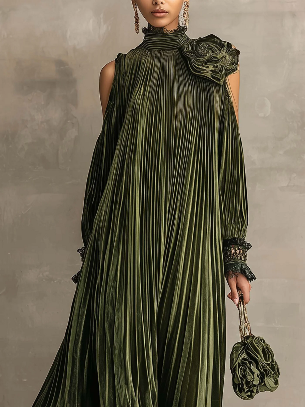 Rosa™ | Vestido Comprido Plissado com Flor no Ombro
