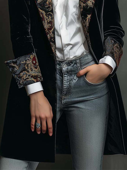 Théodora™ | Blazer preto para mulher de corte justo com lapelas e estampado barroco