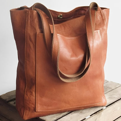 Toni™ | Mala em Pele Elegante com Forro em Camurça
