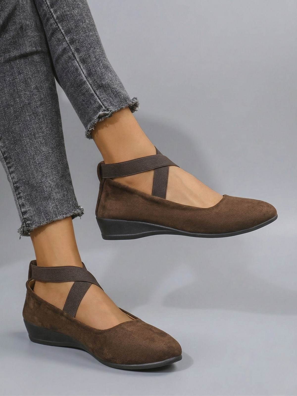 Madeleine™ | Sapatos de Cunha Fechados e Confortáveis