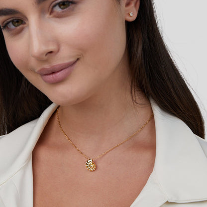 Noémie™ | Colar com Pendente de Concha em Cristal