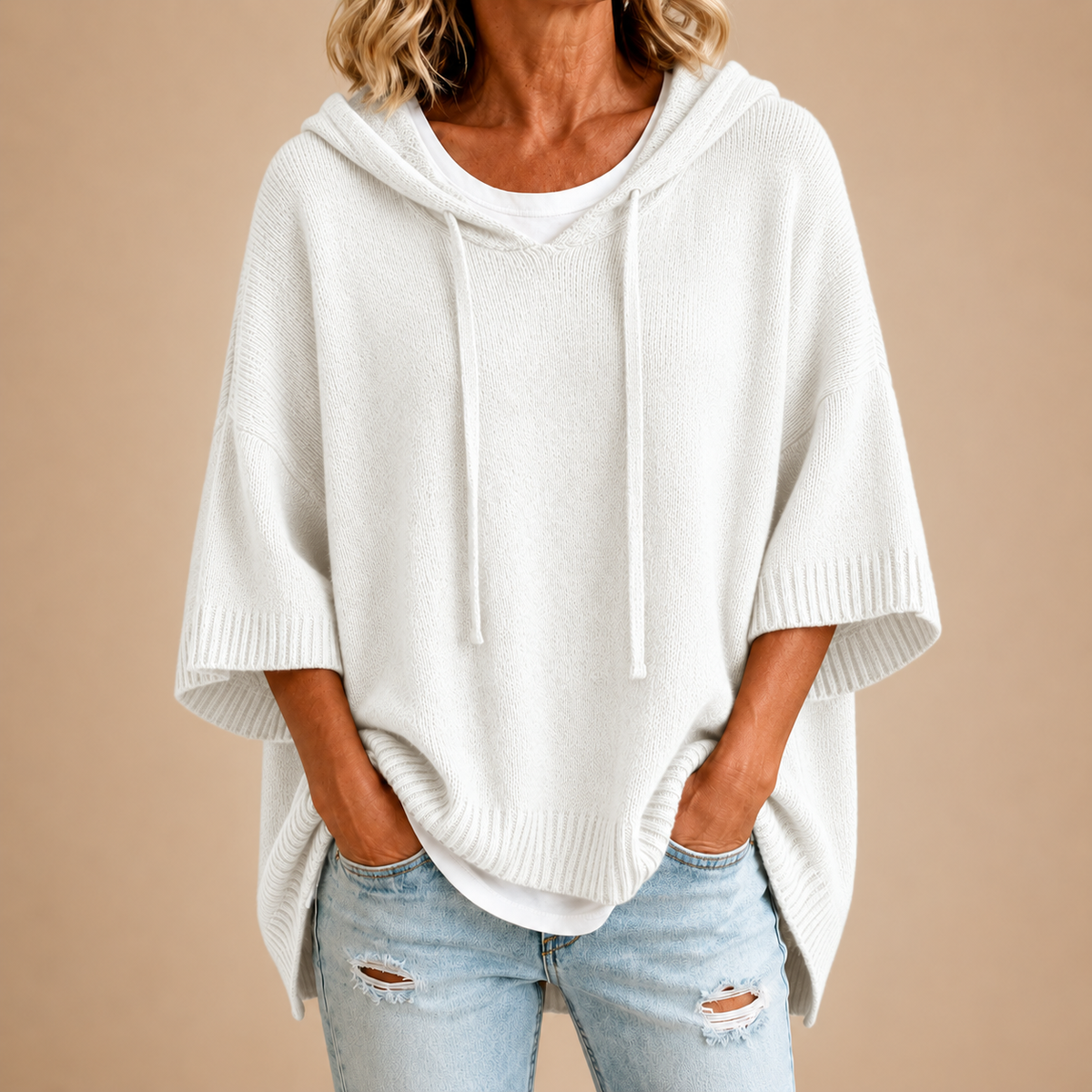 Mirella™ | Poncho de Malha com Capuz e Manga Três Quartos