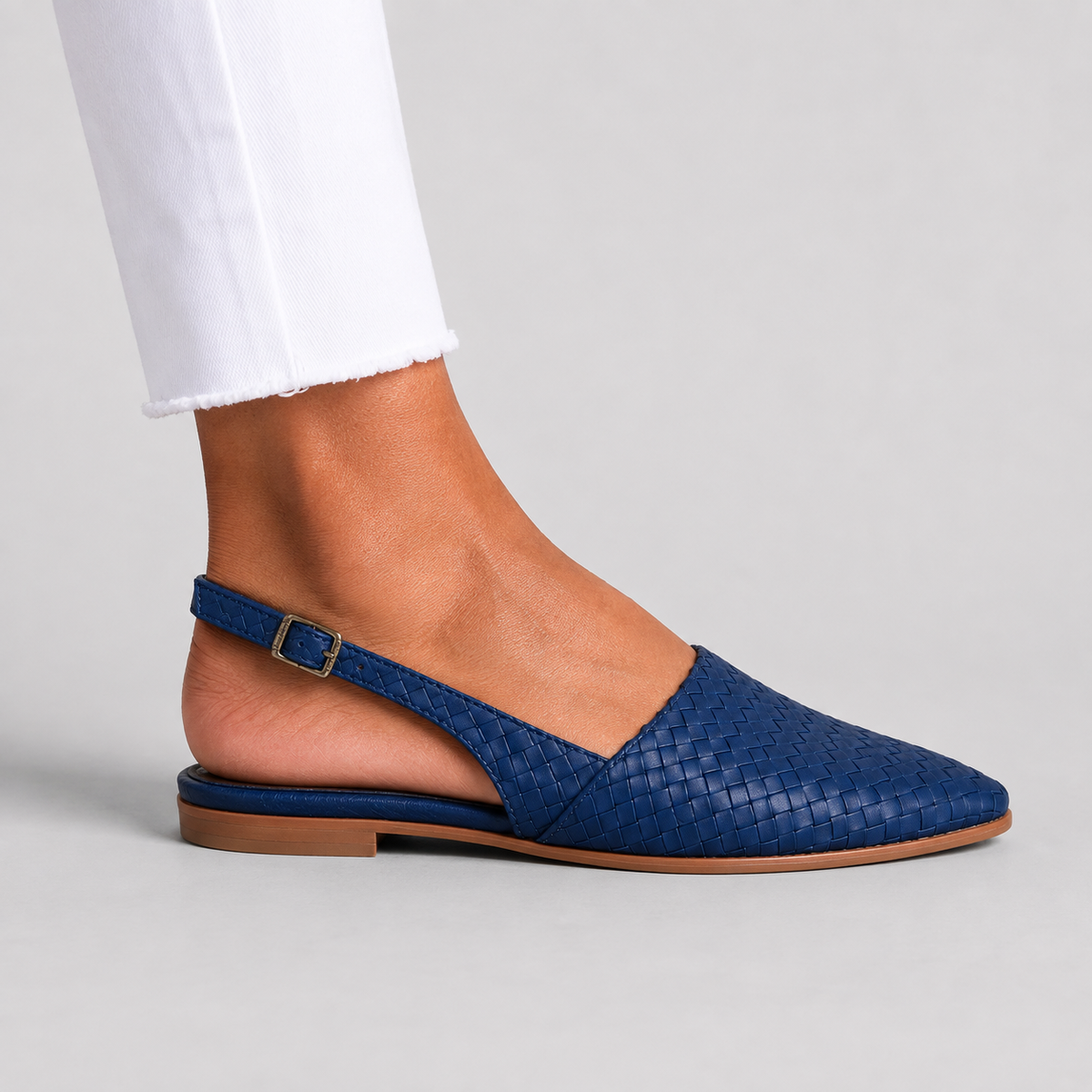 Simone™ | Mocassins Entrançados com Tira Atrás