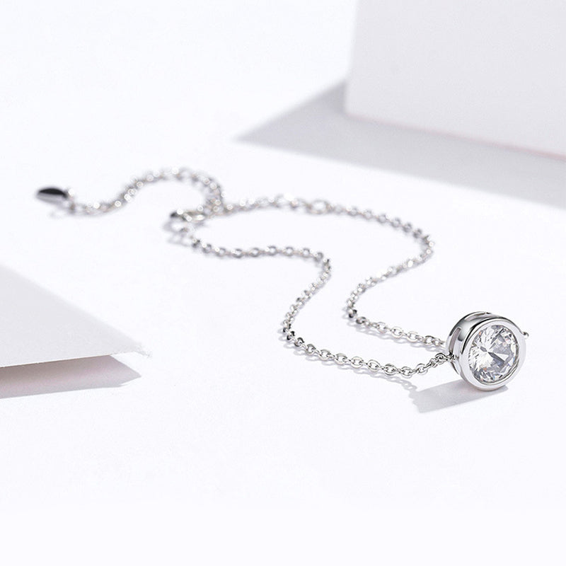 Lumière™ | Pulseira de Corrente Delicada com Cristal Solitário Cravado